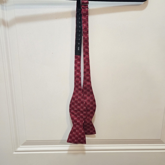 Vineyard Vines Other - Vineyard Vines Red Bow Tie